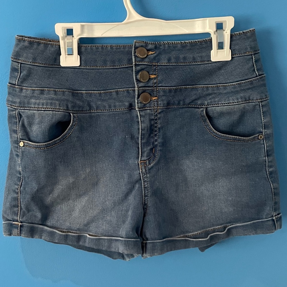 Jrs Jean shorts